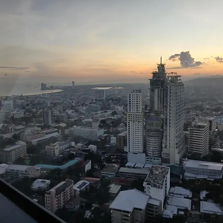 1 Bedroom 47Th Floor, Horizon 101, Corner With Sea View And Mountain View Cebu Exterior photo
